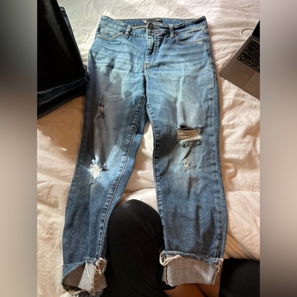 Kut jeans. Super cute. Frey and flipped ankle. Baggy. - Picture 2 of 2